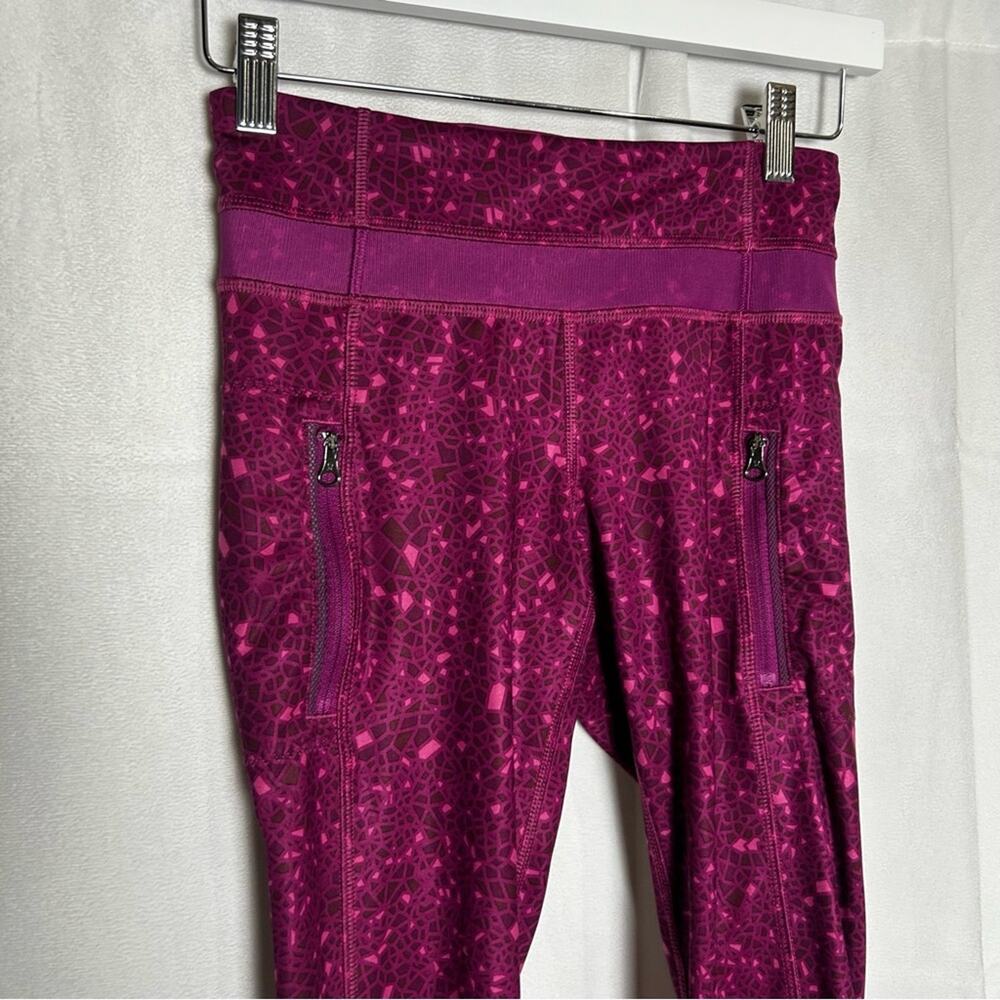Lululemon Inspire Tight II Paradise Geo Regal Plum Multi /‎ Regal Plum Size 2 - Picture 3 of 5